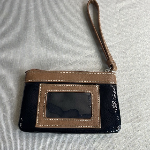 Nine West Patent Faux Leather Wallet Wristlet Minimalist Black Tan Zipper Logo - Picture 6 of 8